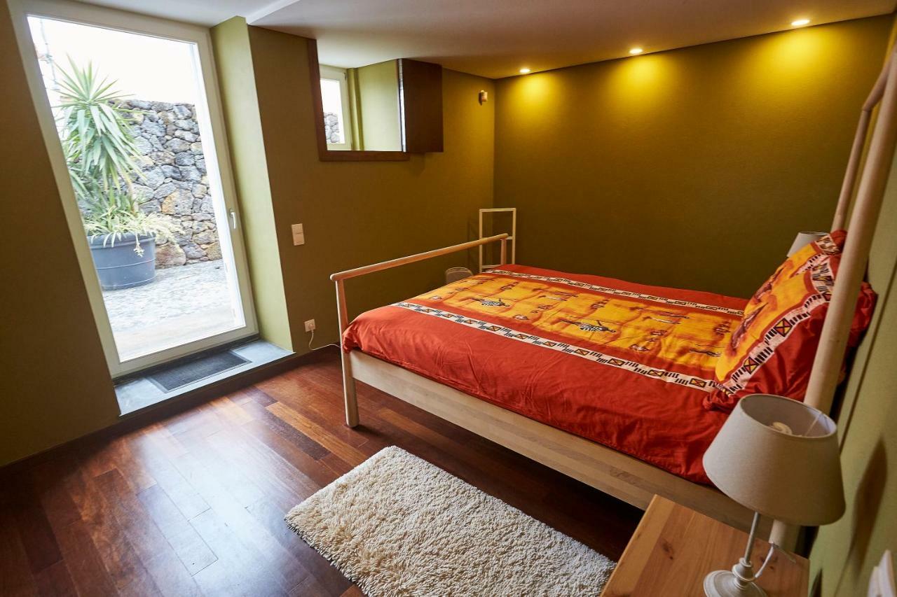 הוילה Porto Judeu Casa Do Vizinho מראה חיצוני תמונה